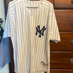 Majestic Yankee jersey #2 size 56